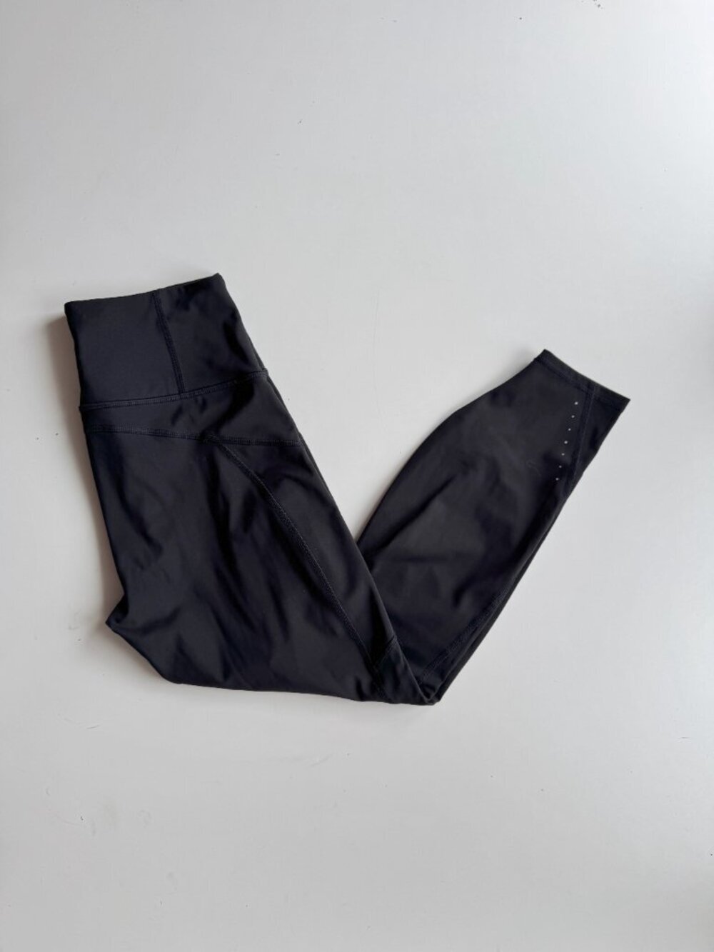ATHLETA Rainier Unbrushed Black High Rise 7/8 Ankle Leggings, Size S - Picture 4 of 15